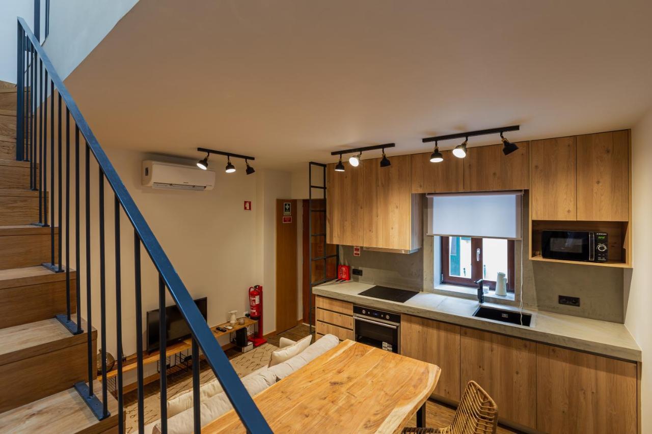 Orm- Fontainhas 01 & 02 Apartments 포르투 외부 사진