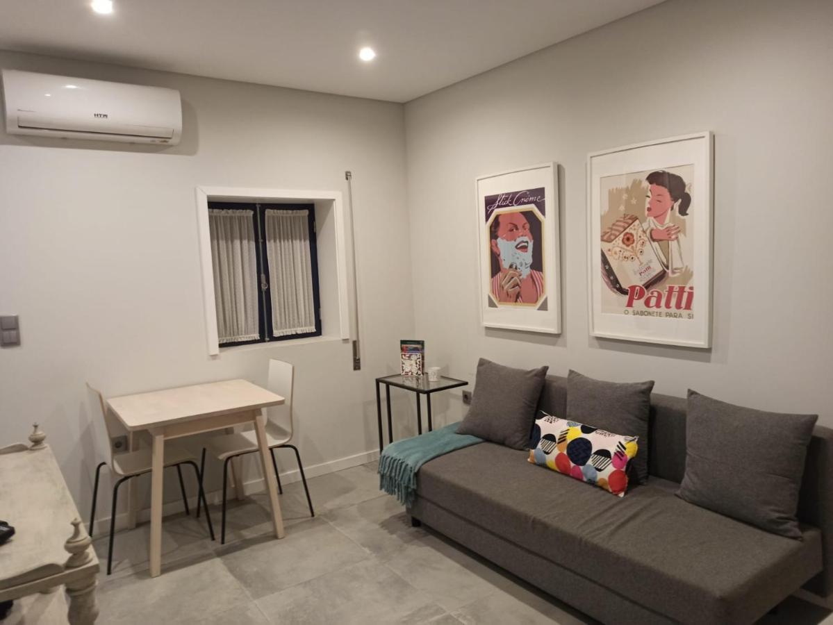 Orm- Fontainhas 01 & 02 Apartments 포르투 외부 사진